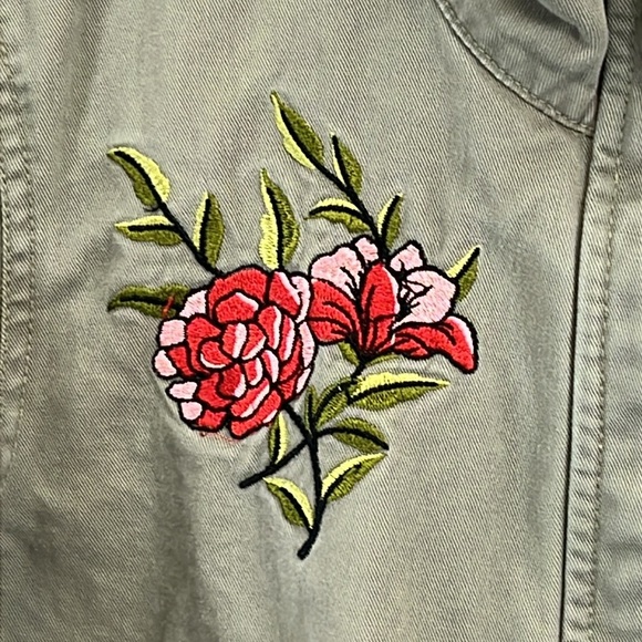 LOFT Outlet Embroidered Utility Jacket Sz M Green Drawstring Zip/Snap Front - Picture 4 of 13